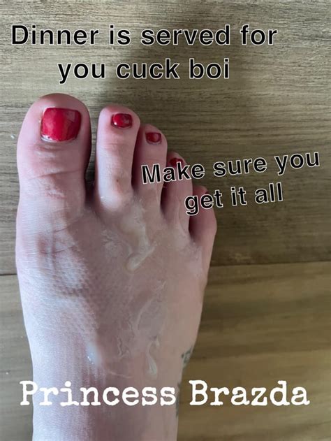 Cuckold: cuck lick feet